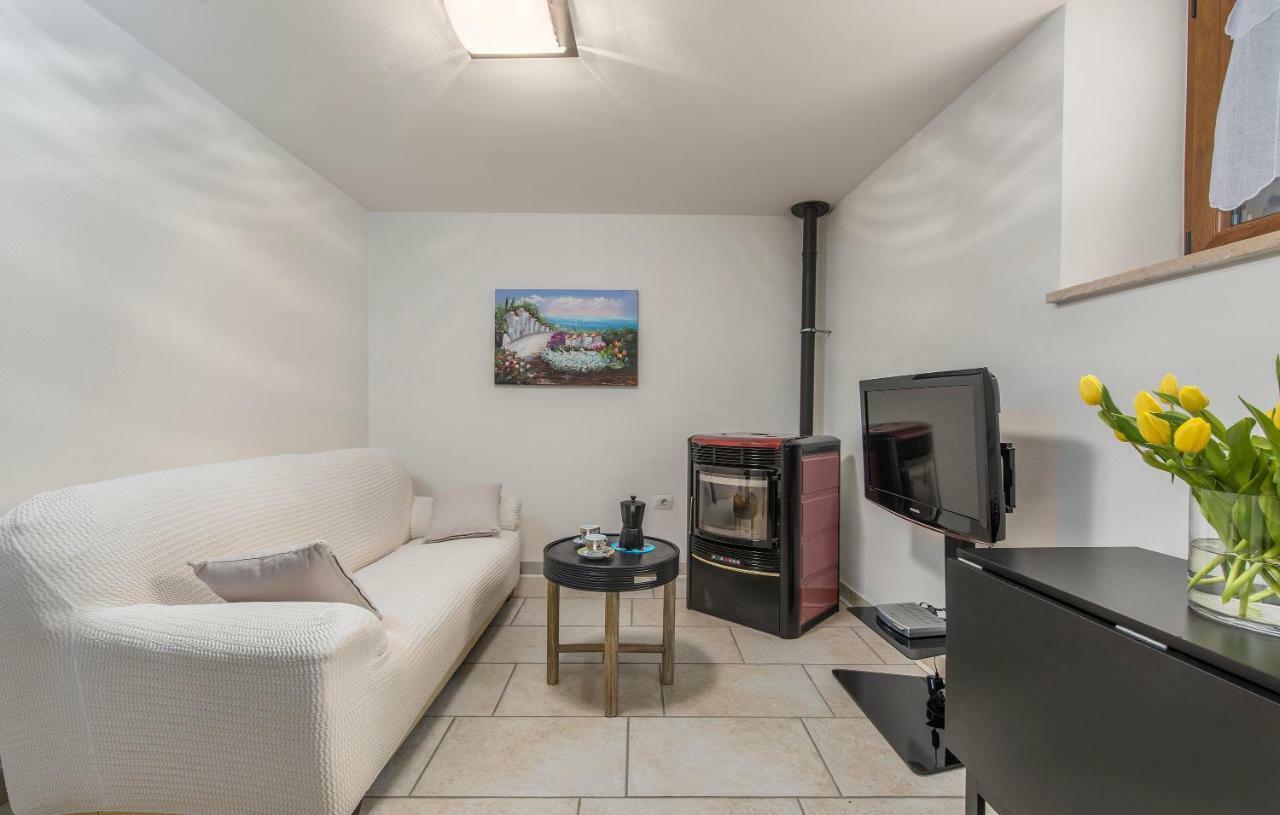 Apartment Claire Karšete Εξωτερικό φωτογραφία